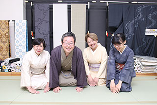 岩田呉服店茨木店スタッフ